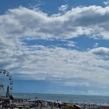 Modern By The Sea Eb Mamaia Nord * Navodari